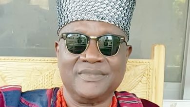 Oba Adedokun Omoniyi Abolarin