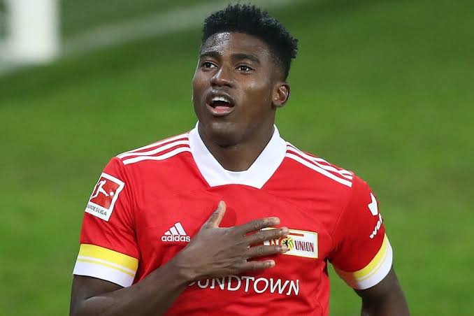 Awoniyi signed by Nottingham Forest