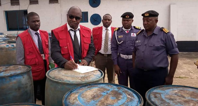 Navy lauds EFCC on handling cases of illegal oil bunkering