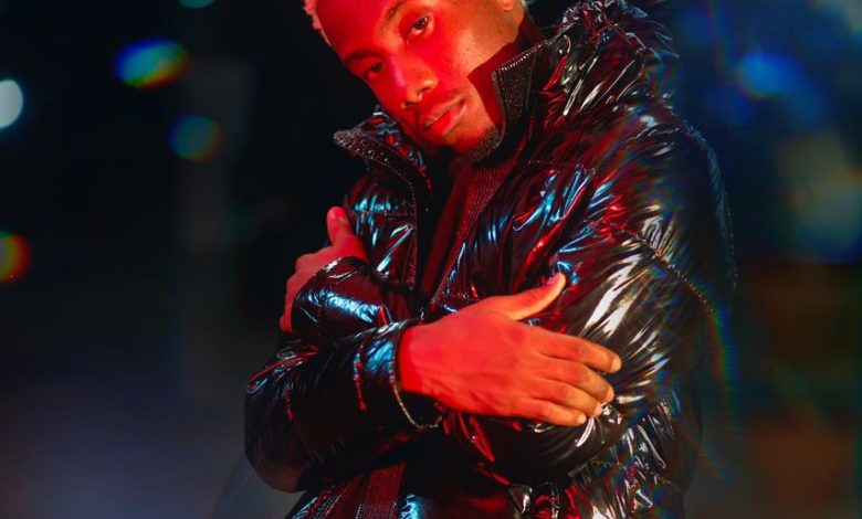 tariq crooner of son of the moon