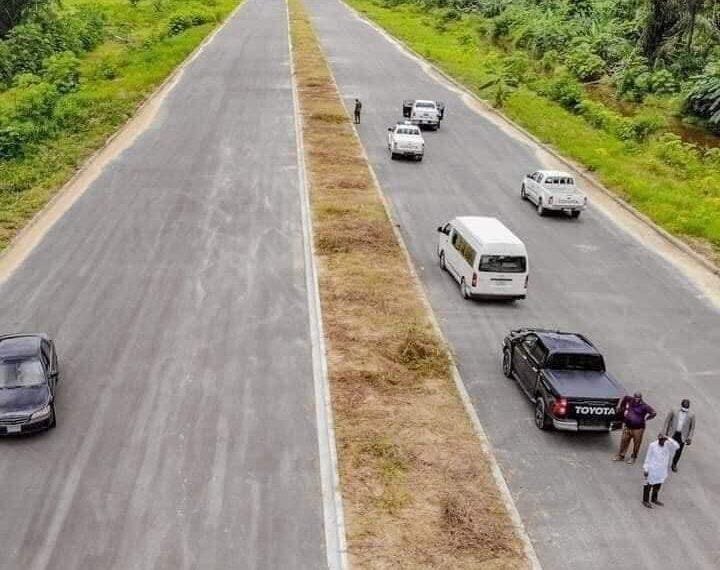 Buhari Completes Otueke Road