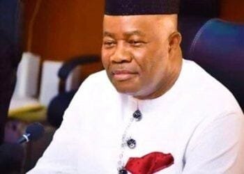 Tension as faction belonging to Akpabio hijacks APC office, commences sales of forms