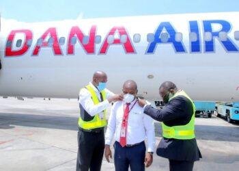 Dana Air Decorates New Captain, to Recruit more Nigerian Pilots