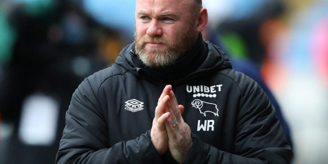 Rooney abuses alcohol in self-binge, opens up