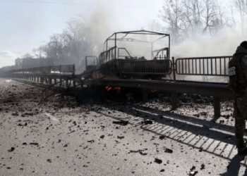 Internet in Ukraine disrupted as Russian troops advance