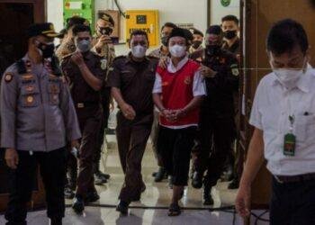 Religious studies teacher defiles 13 students, impregnates 9, handed life in prison