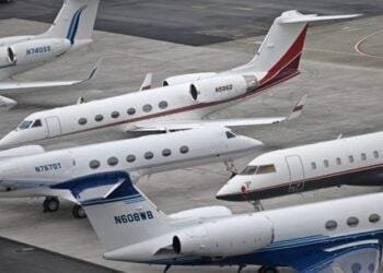 Aviation Workers Suspend Planned Strike Action, Signs Agreement With FG