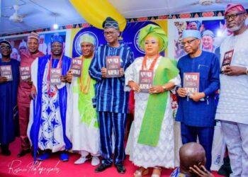 Ace journalist, Queen Afolabi unveils new book
