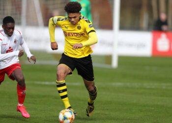 Nnamdi Collins Seals Dortmund's Flawless Victory