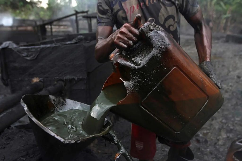 Navy denies oil thieves N6.3b in two months