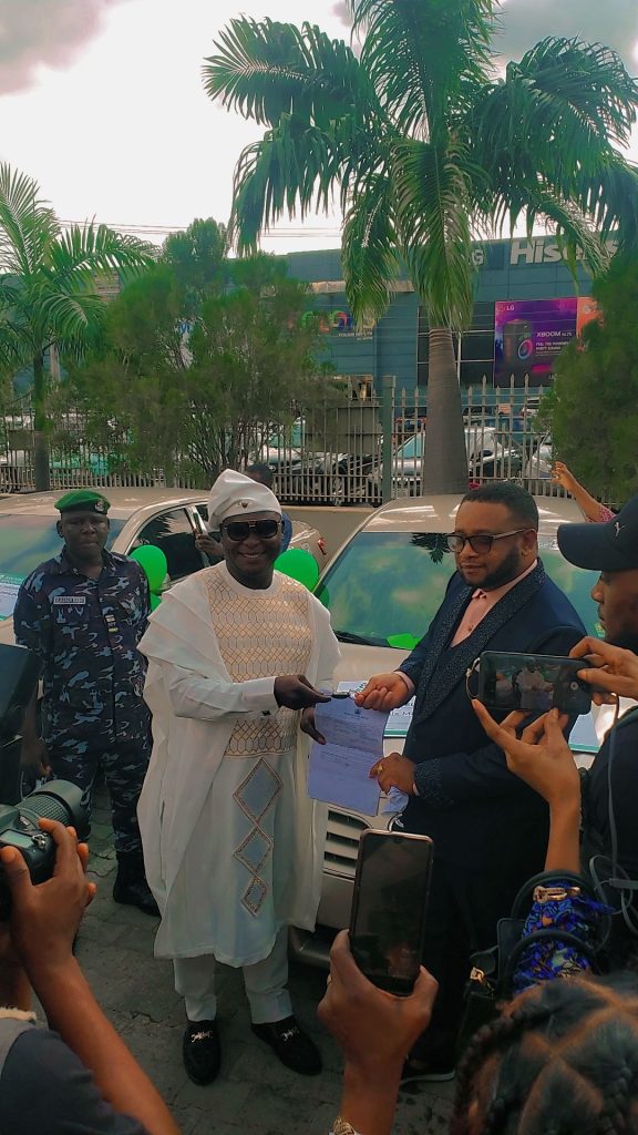 13 distributors receive car prizes, house awards from Farforlife