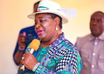 Christmas Day baby receives gifts from gov's wife in A' Ibom