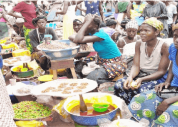 Traders laud Eno over devt of trade, small businesses in A' Ibom