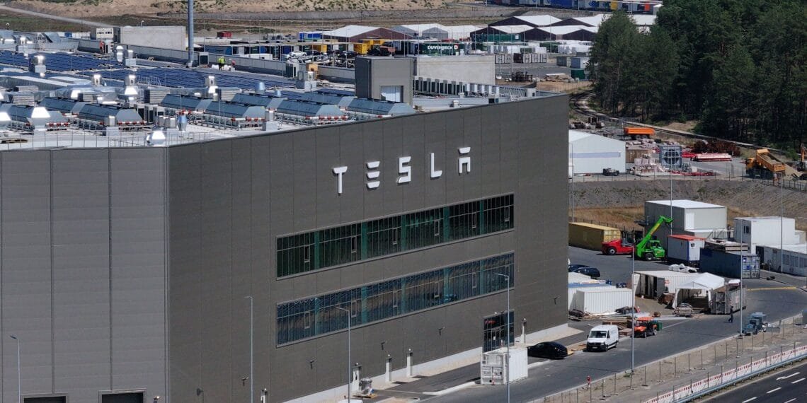 German police deploy at Tesla protest camp amid ongoing construction