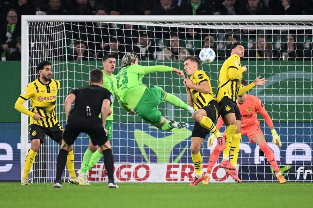 Jonas Wind's late strike sends VfL Wolfsburg past Borussia Dortmund in German Cup upset
