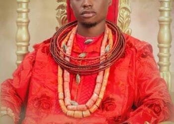 Senator Joel Onowakpo congratulates Pere of Kabowei Kingdom on 7th coronation anniversary