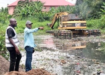 Warri South move to end flooding with major canal clearing project