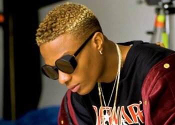 Excitement as Wizkid’s Morayo breaks record in 4 music streaming apps