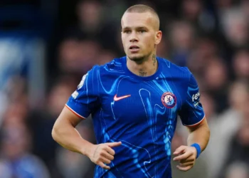 Chelsea forward Mudryk fails drug test, club stands by player