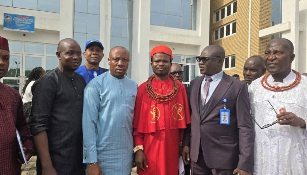 Delta Govt resolves Olomoro leadership crisis, lifts Monarch suspension