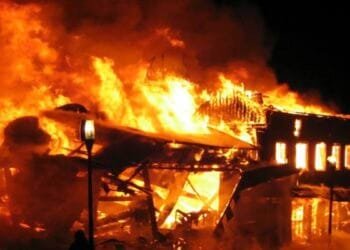 Millions lost as fire guts Moniya Garage Shops in Ibadan