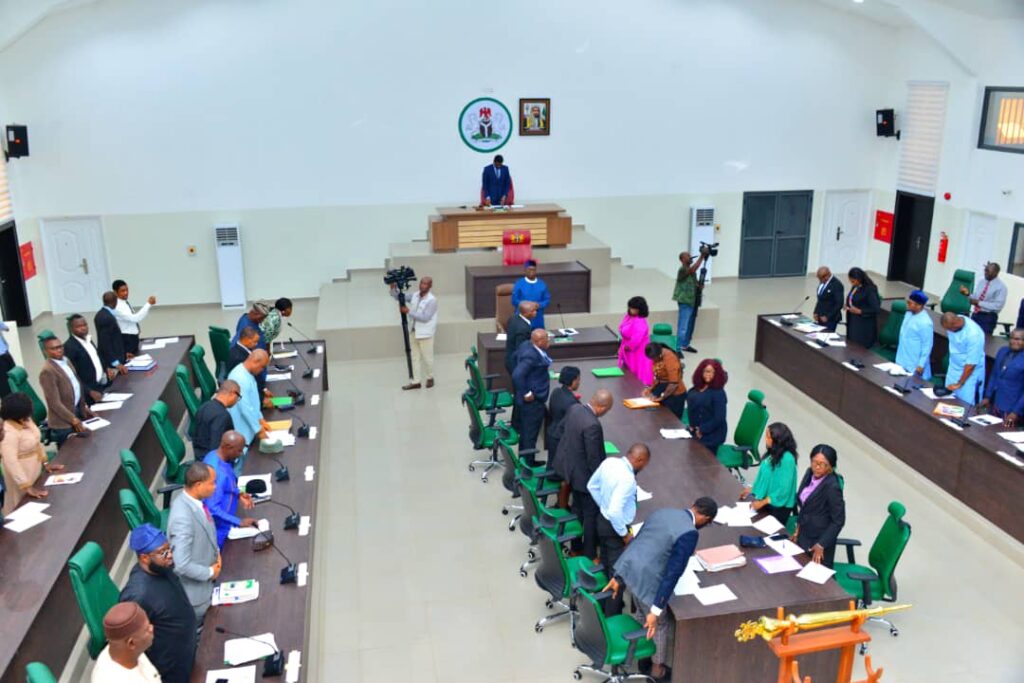 Edo State Assembly suspends all 18 LG Chairmen, Vice Chairmen over fund misappropriation