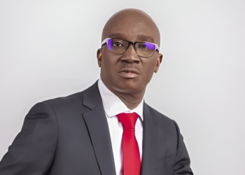 Gov. Okpebholo issues 48-hour deadline to LG chairmen to submit accounts