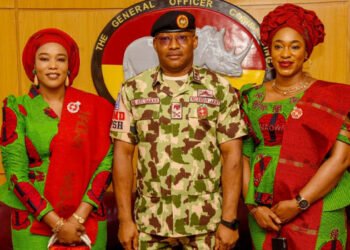 Army chief commends officers’ wives for exceptional support, advocates unity among members