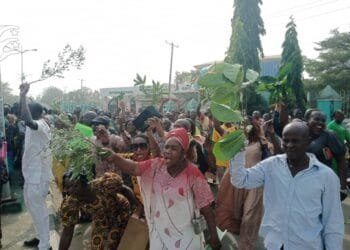 Ebonyi Teachers protest over unpaid salaries, accuse council chairmen of neglect