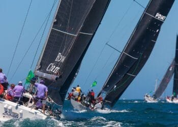 Tragedy Strikes Sydney to Hobart Yacht Race: 2 Sailors killed in separate incidents