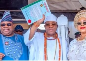 Gov. Adeleke presents staff of office to Ijesha monarch