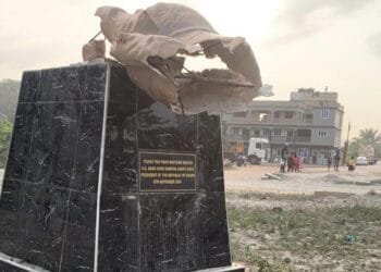 Statue of ex-Ghana President Akufo-Addo destroyed