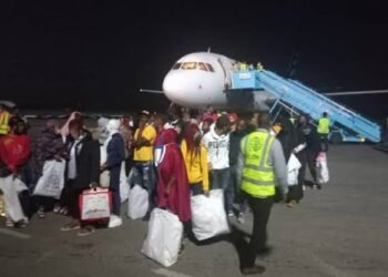 390 stranded Nigerians arrive from Niger Republic