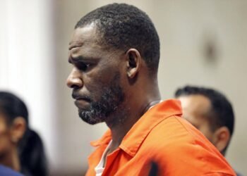 R Kelly begs for another chance with new release