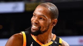 Durant makes history as eighth NBA player to net 30, 000 points