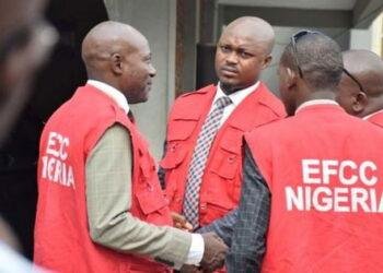EFCC officials