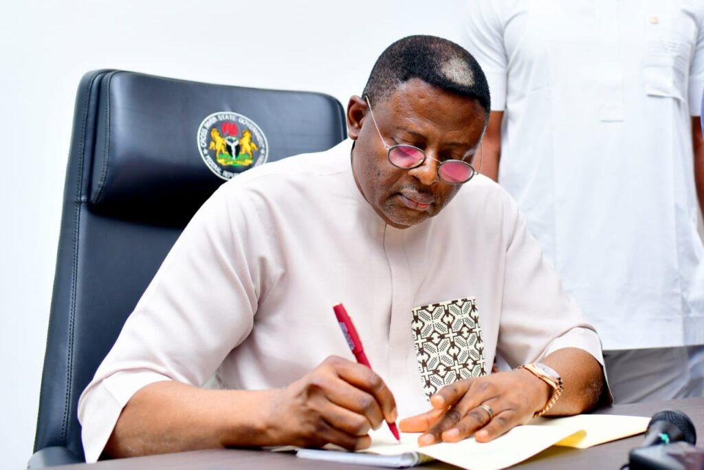 Gov Otu emerges UNICAL ambassador