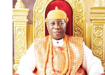 Asaba monarch disrobes native doctor, to perform cleansing rites or face banishment