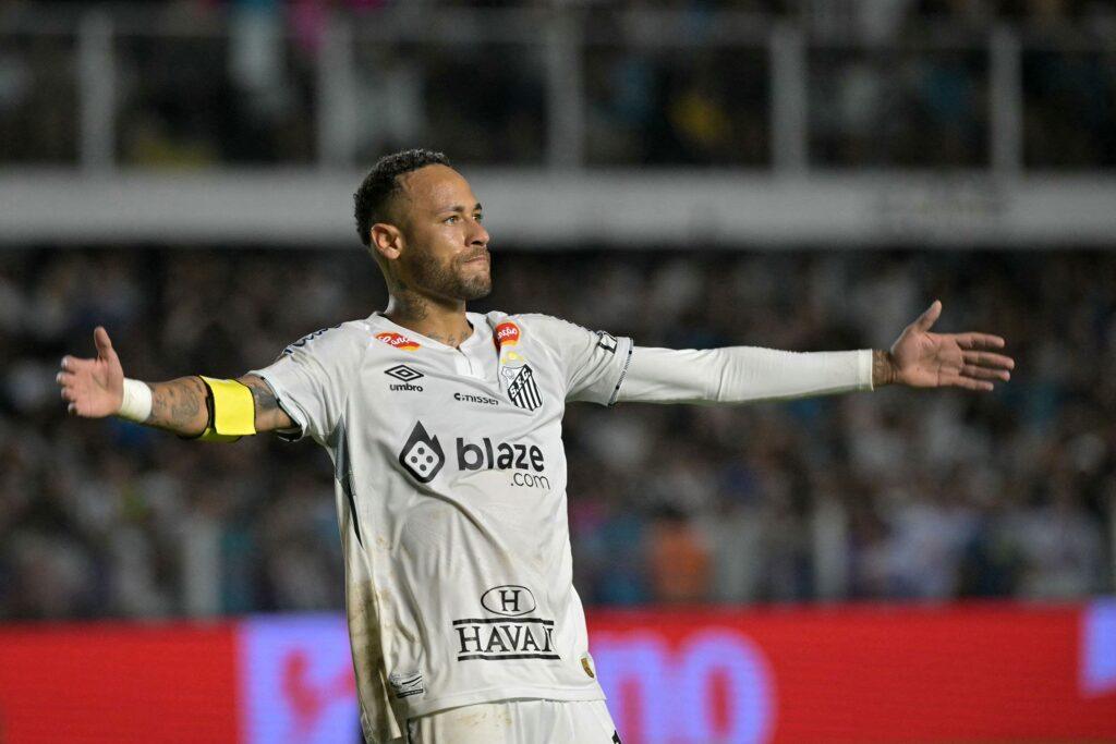 Incredible feeling playing with Santos after 12 years, says Neymar