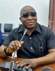 Isoko North council boss pays enrollment fees for primary school pupils