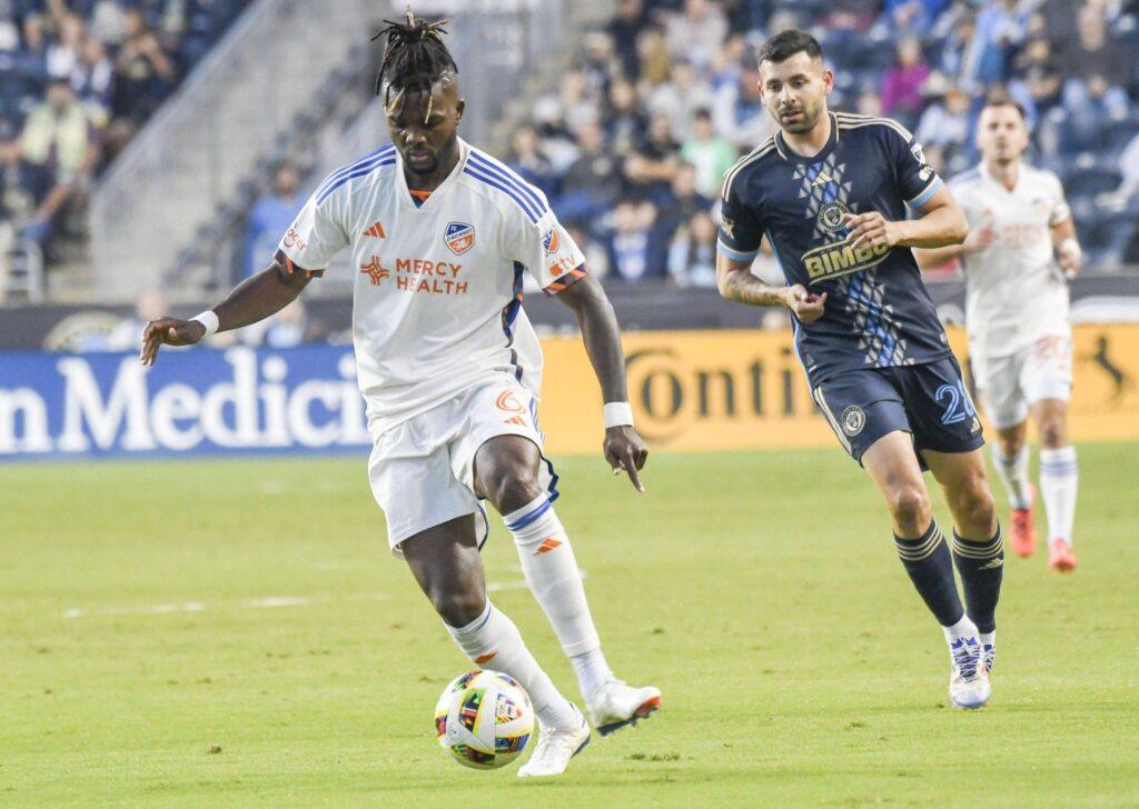 Awaziem shines on Colorado Rapids debut, contacts Eric Chelle for selection