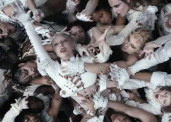 Fans celebrates Lady Gaga after her “Abracadabra,” Grammy performance