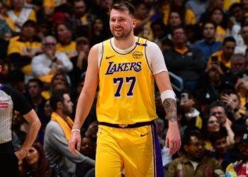 Luka Dončić shines in Lakers Debut, leads team to dominant win over Jazz
