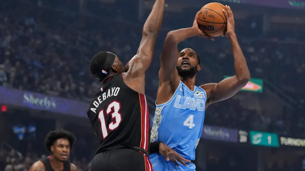 Cleveland Cavaliers edge out Miami Heat rivals in play -off