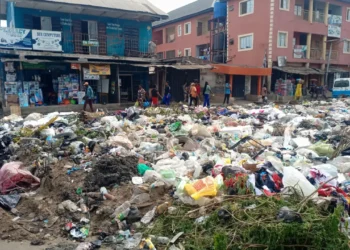 Epidemic looms in Rivers as heaps of refuse take over markets, streets