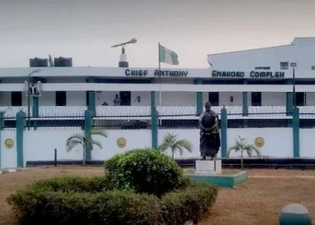 APC becomes majority in Edo Assembly as 4 Lawmakers defect from PDP, Labour Party