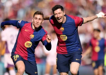 Barcelona thrashed Girona to retain LaLiga top spot