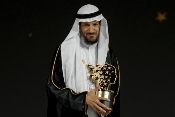 Mansour El Mansour emerges as global Teacher of the Year 2025