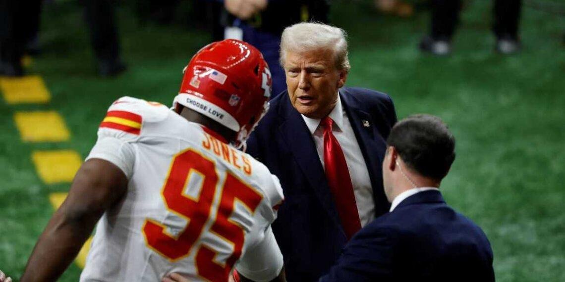 Trump to host Kansas Chiefs in celebration of COVID-19 super bowl victory