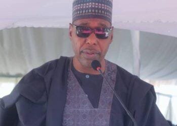 Gov. Zulum disburses N1bn grant to SMEs, launches teachers’ housing project